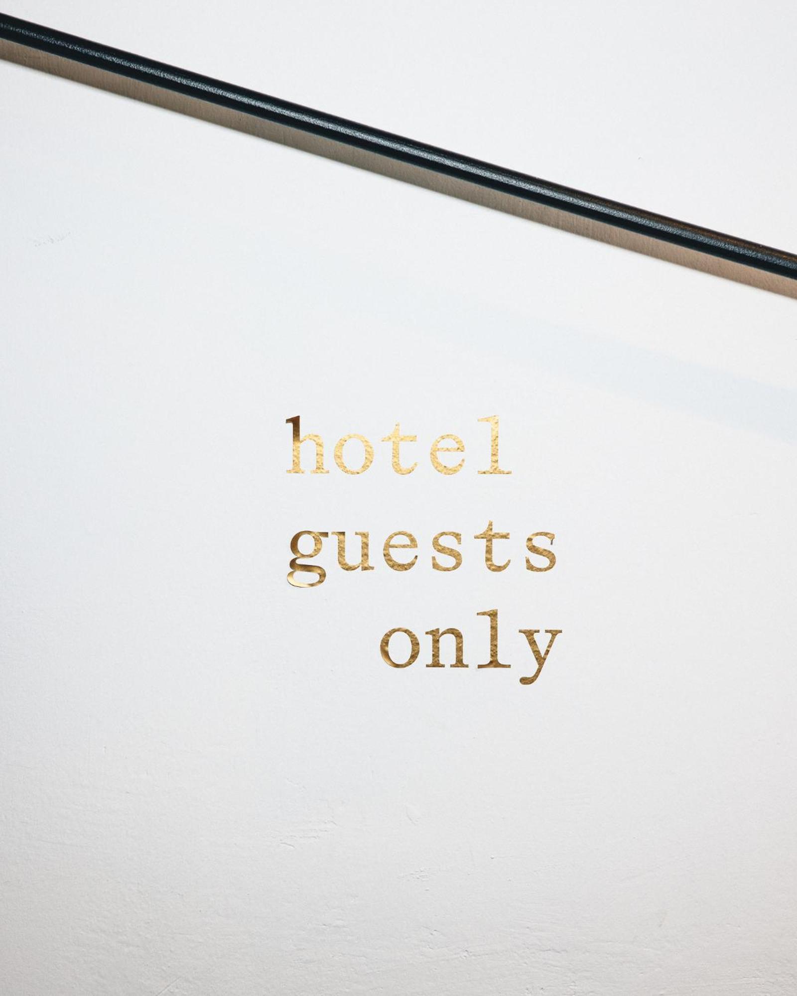 Kai 36 - Hotel Zwischen Fels Und Fluss Graz Exteriör bild Gold leaf used for printing